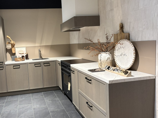 Schröder houten keuken - tijdloze uitstraling en hoogwaardige afwerking